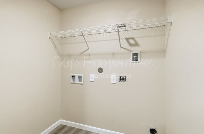 Building Photo - 15027 Harbor Lndg