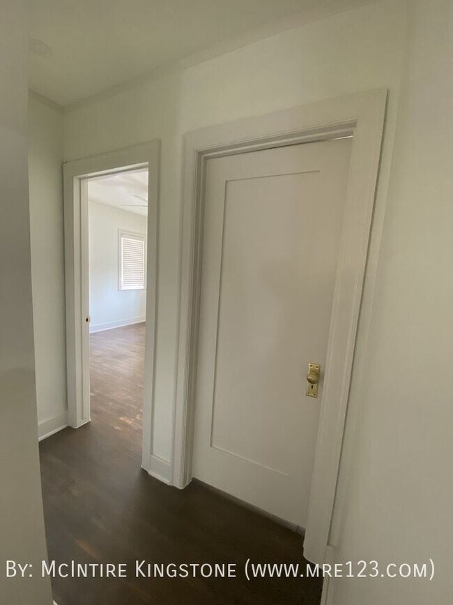 Building Photo - Hidden Gem in South Pasadena