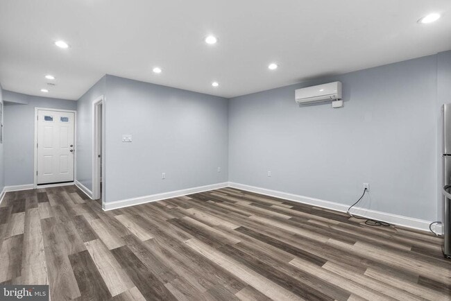 Building Photo - 1641 4th St NW