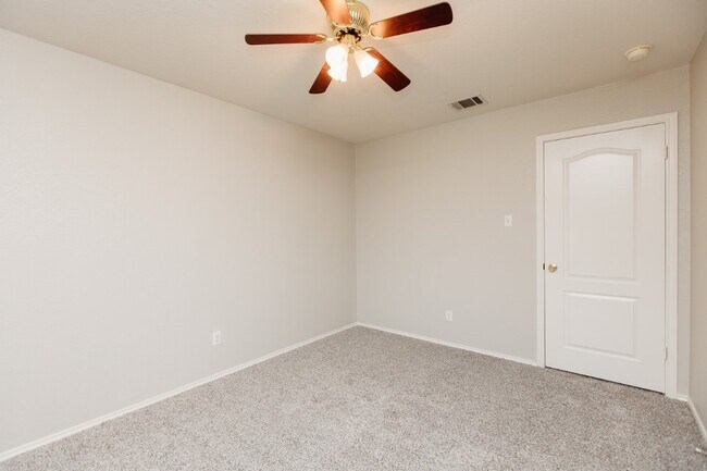 Building Photo - 3112 Wavecrest Blvd