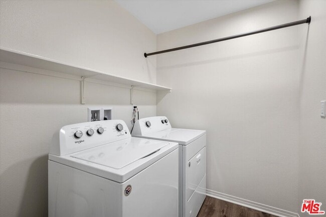 Building Photo - 24944 El Braso Dr