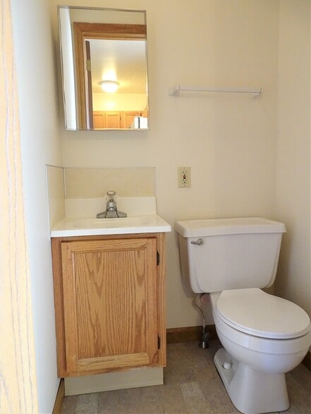 Building Photo - 1035 Kevin Ln