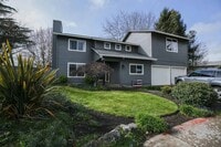 Building Photo - 1555 SW Gilson Ct