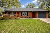 Building Photo - 3619 Tiffany Dr