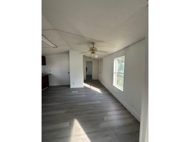 Building Photo - 5675-5675 Saufley Field Rd