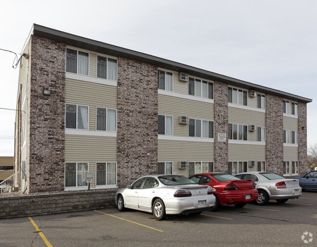 Building Photo - 410 4th Ave S