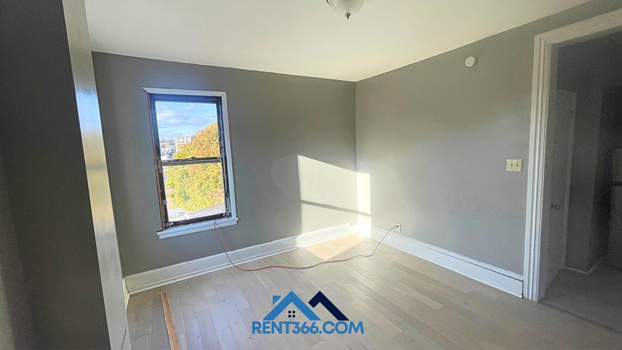 Building Photo - 101 N George St