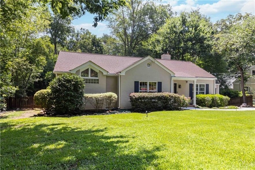 Building Photo - 2014 Westminster Way NE