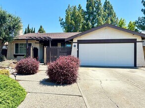 Building Photo - Beautiful 4 bedroom in Pleasanton