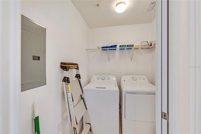 Building Photo - 16804 Vardon Ter