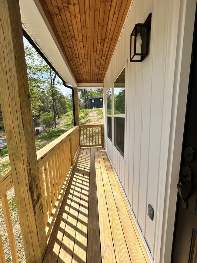 Building Photo - 1/2 OFF 1ST FULL MONTHS RENT! BRAND NEW Charming 3 Beds, 2.5 Baths in Hixson!