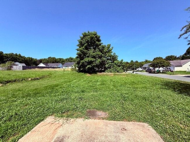 Building Photo - 2339 Buttonbush Ct