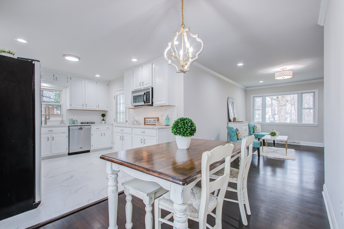 Building Photo - 5007 Dogwood Dr