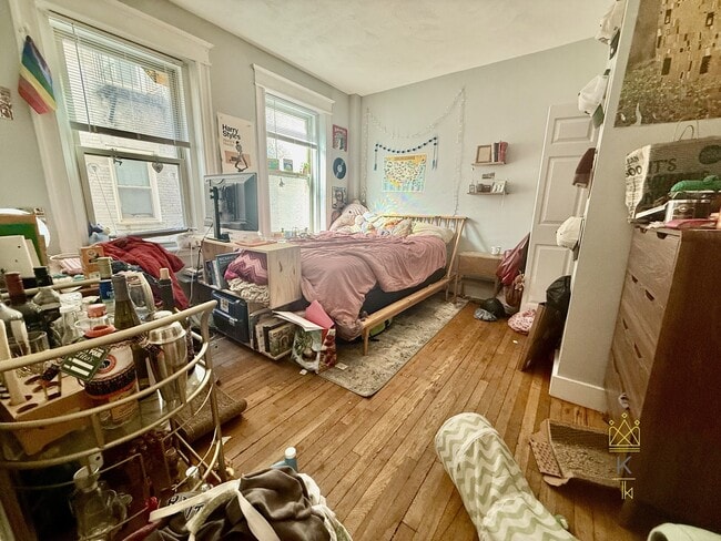 Building Photo - 1665 Commonwealth Ave