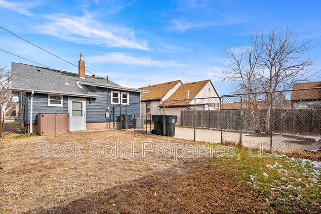 Building Photo - 3012 O Neil Ave