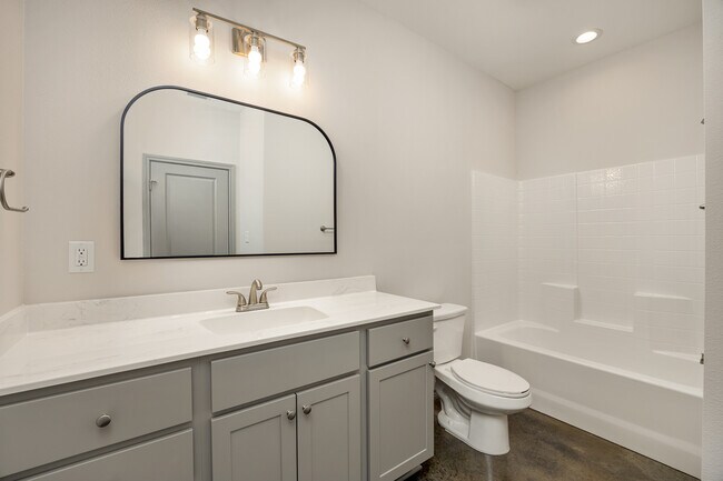 Building Photo - 10407 County Rd 2180