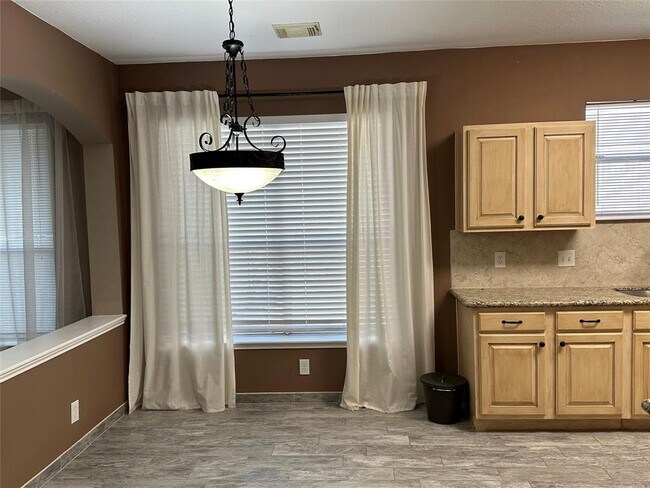 Building Photo - 164 S Holly Laurel Cir