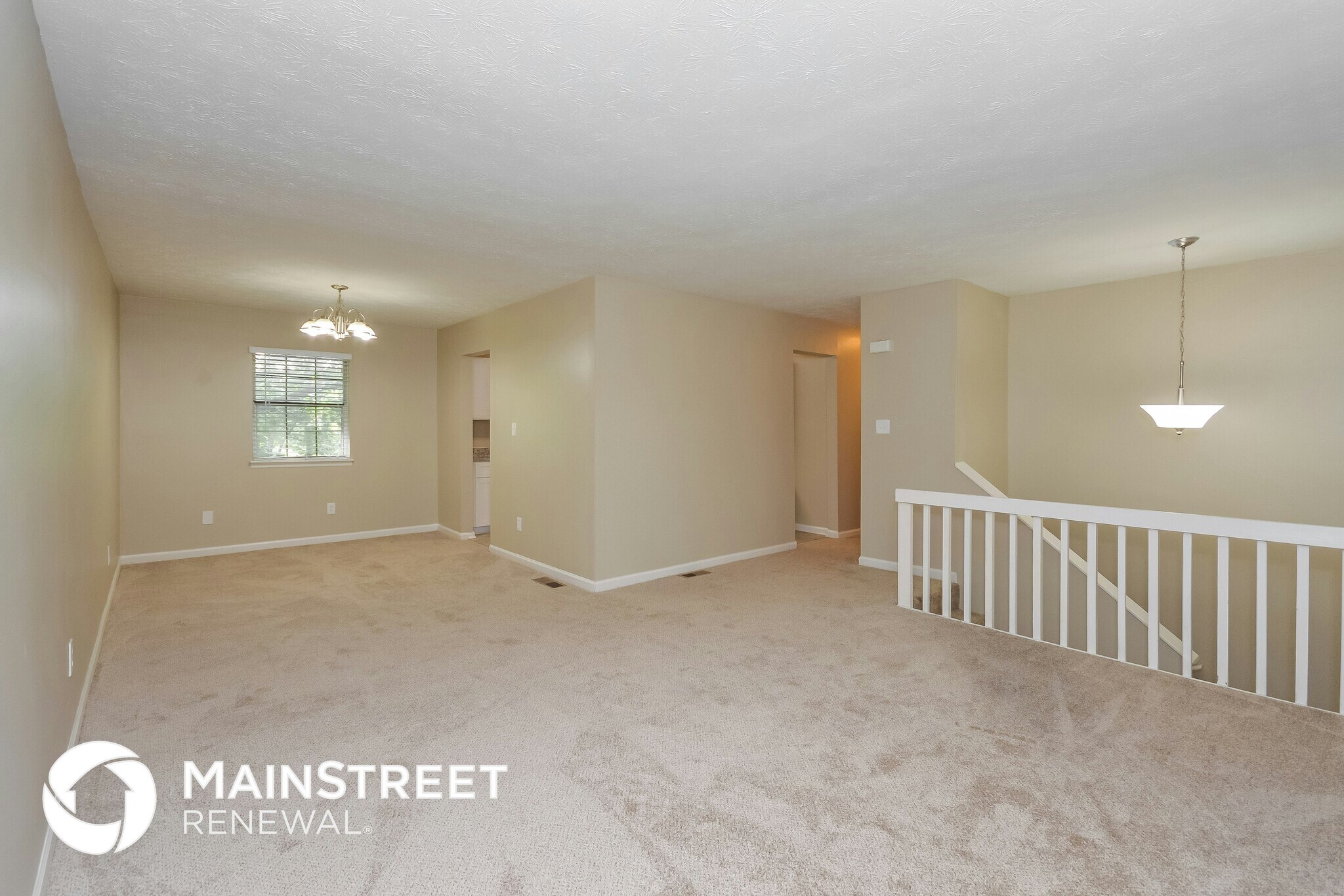 Building Photo - 5869 Bobbin Ln