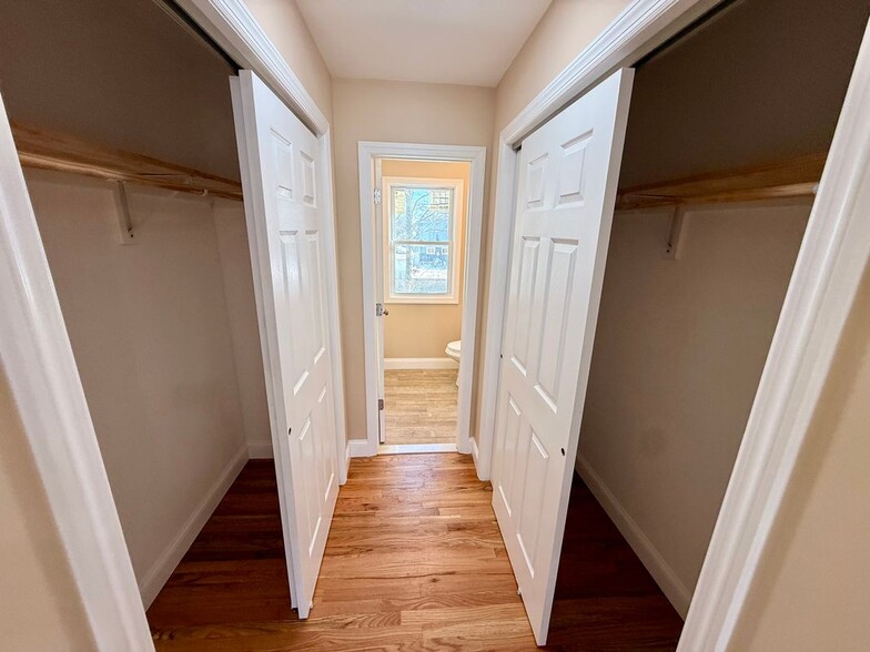 Building Photo - 230 Clark St