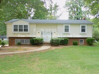 Building Photo - 284 Longmeadow Dr