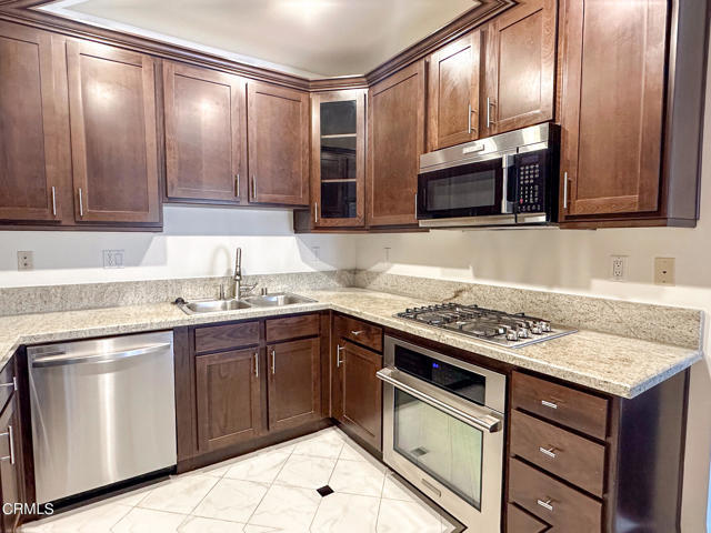 Building Photo - 4424 Whitsett Ave