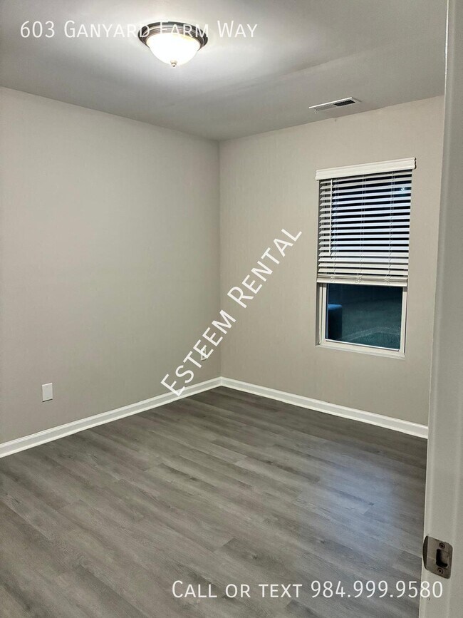 Building Photo - 603 Ganyard Farm Way