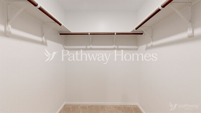 Building Photo - 1352 Plum Rd