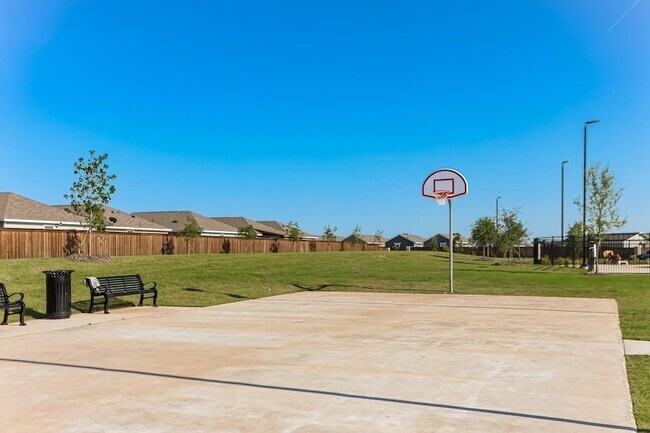 Building Photo - 119 Sunflower St