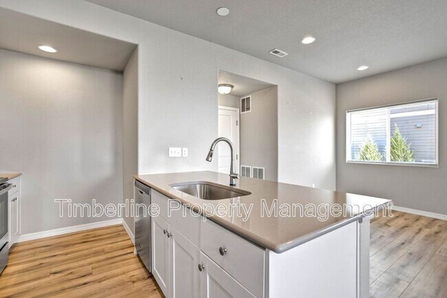 Building Photo - 7824 Woodmen Center Heights