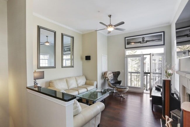 Building Photo - 4246 River Green Dr NW