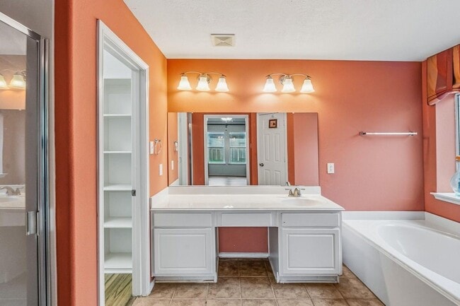 Building Photo - 22327 Albee Dr