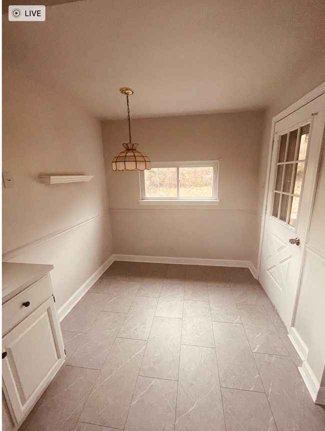 Building Photo - 3 Bed 1 Bath Munhall Pa