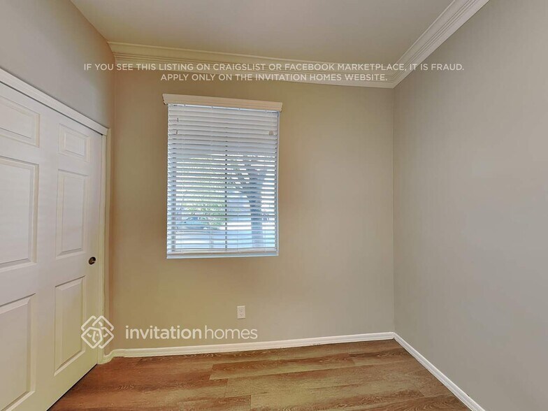 Building Photo - 3689 E Sundance Ave