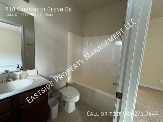 Building Photo - 810 Carpenter Glenn Dr
