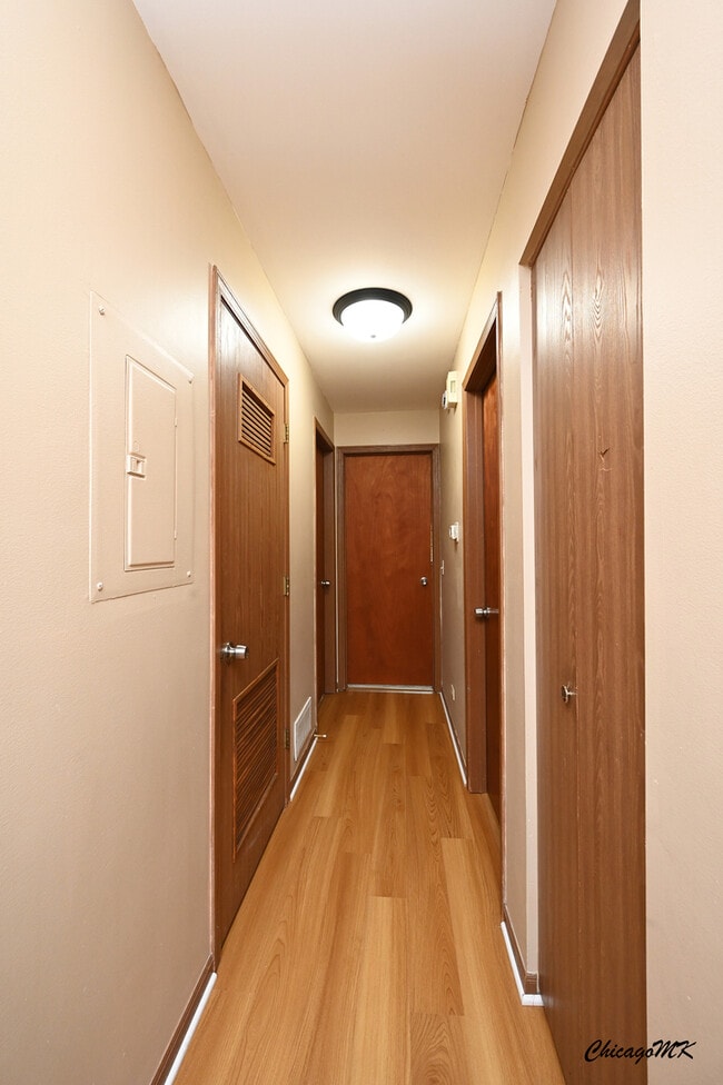Building Photo - 340 Woodridge Cir