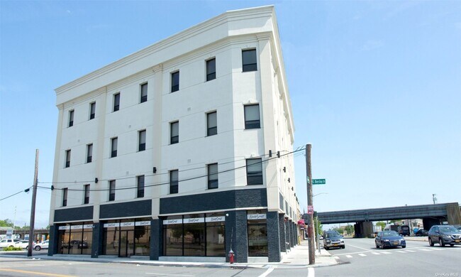 Primary Photo - 35 Broadway