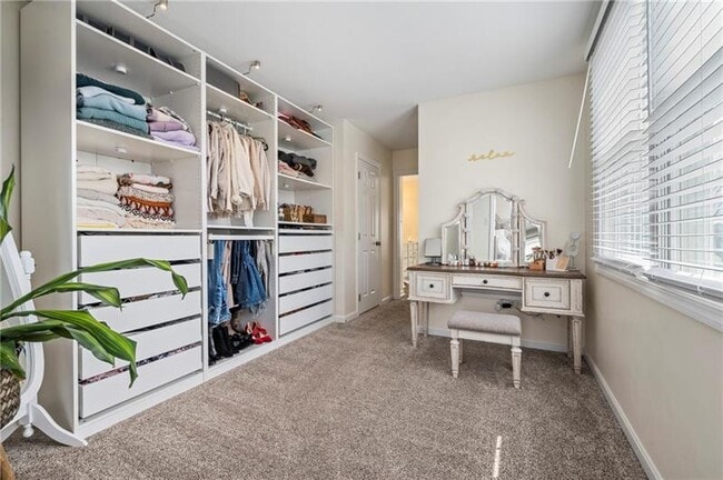 Building Photo - 8025 Jordan Ct