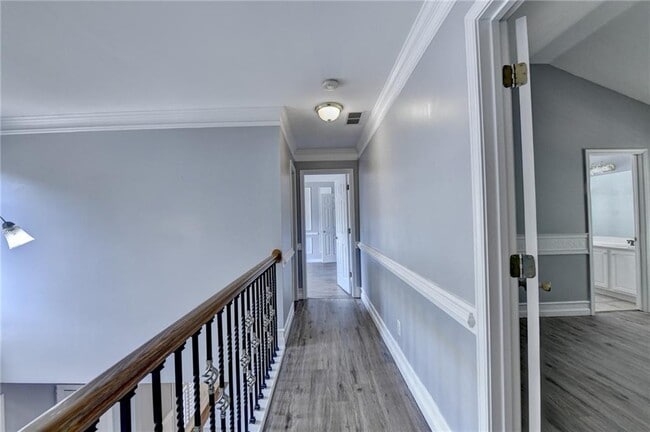 Building Photo - 2072 Fairport Way