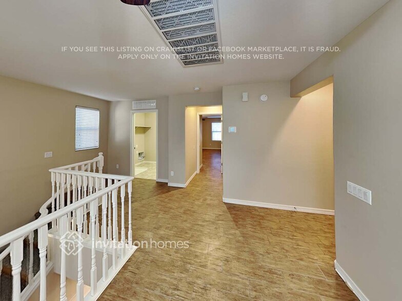 Building Photo - 11058 E Sentiero Ave