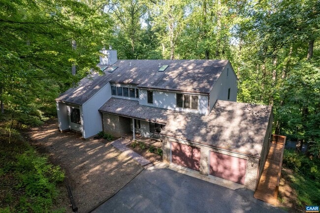 Building Photo - 501 Rookwood Pl