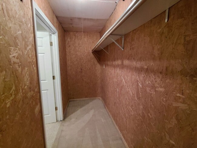 Building Photo - Home in Rolla