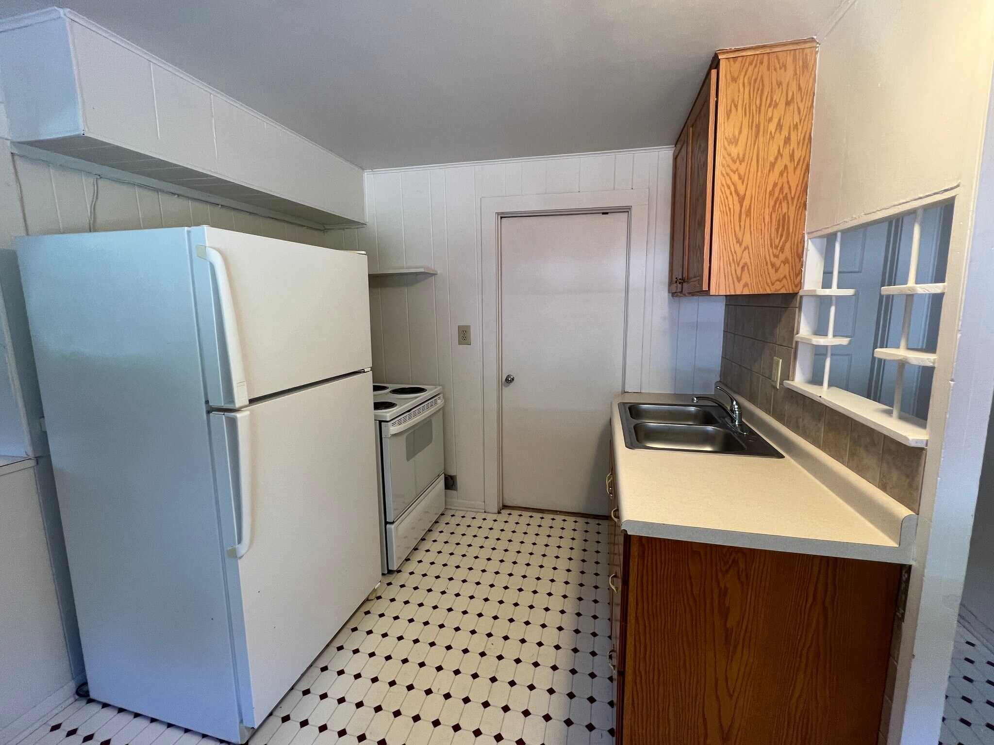 Building Photo - 6505 10th St SE