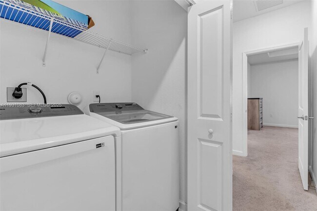 Building Photo - 28625 SW 133rd Pl