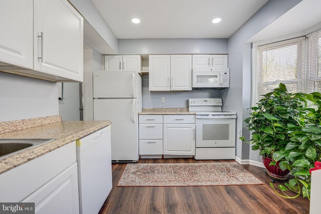 Building Photo - 7908 Sharpsburg Ct