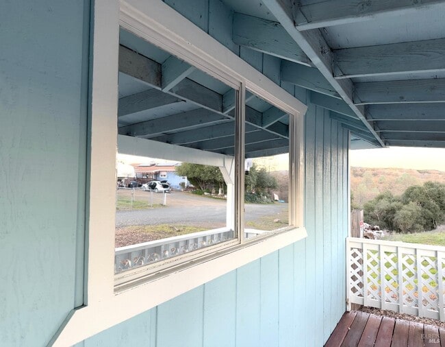 Building Photo - 16060 39th Ave