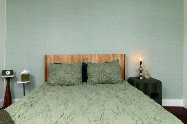 Building Photo - 12888 Montfort Dr