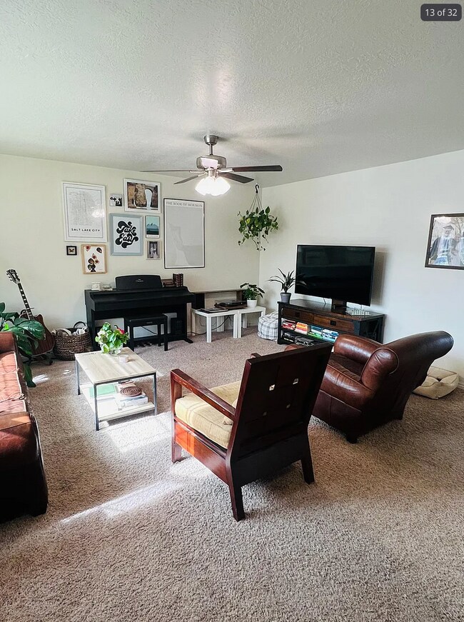Building Photo - Spacious End-Row Townhome