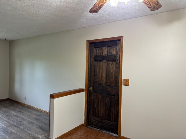 Building Photo - Available May 29th, 2026!