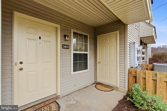 Building Photo - 3403 Waltham Ct