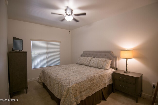 Building Photo - 5350 E Deer Valley Dr